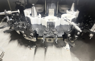 Sealed disc servo tool library